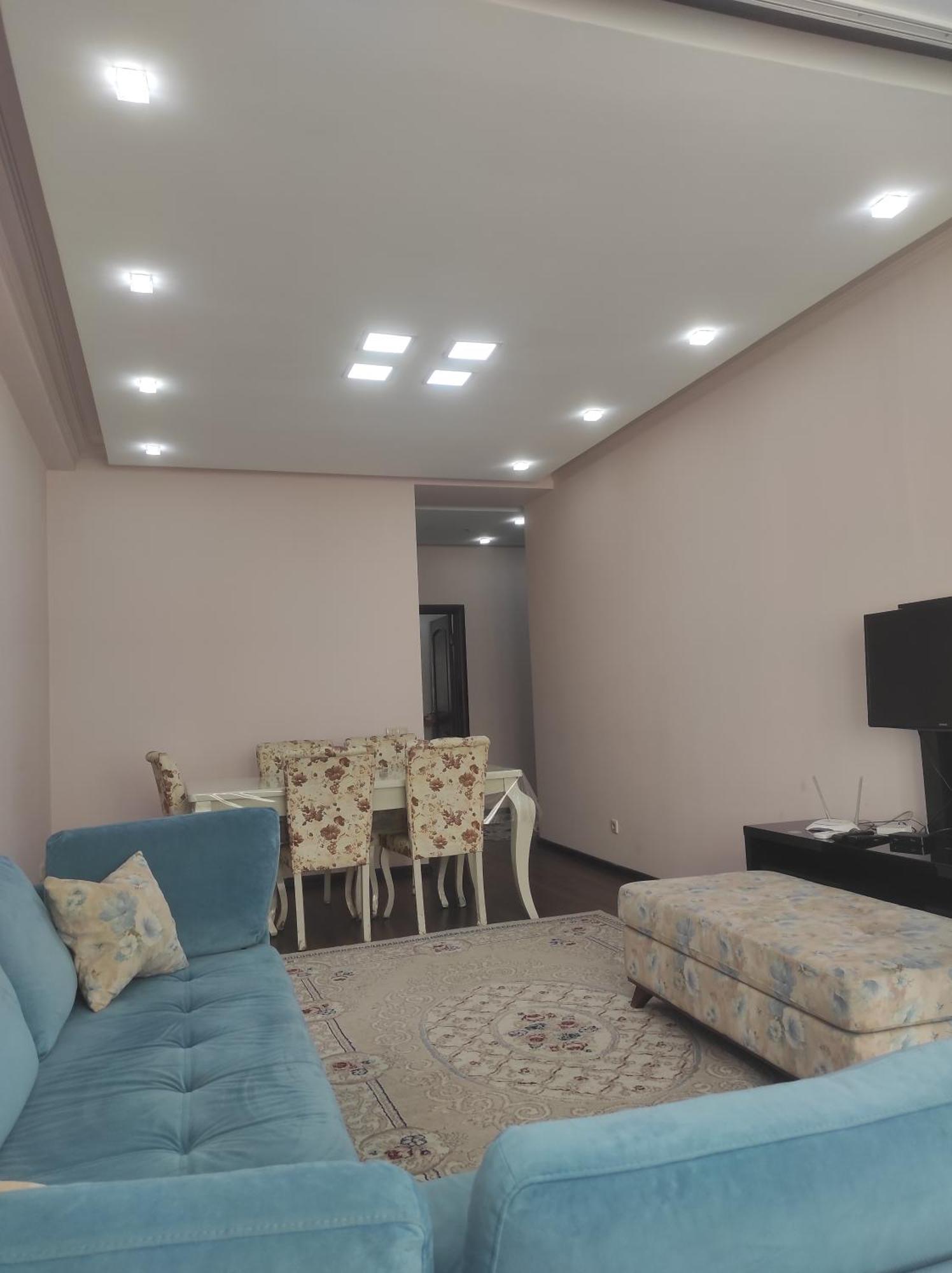 Элитная Квартира В Центре Бишкека Bishkek Exteriör bild